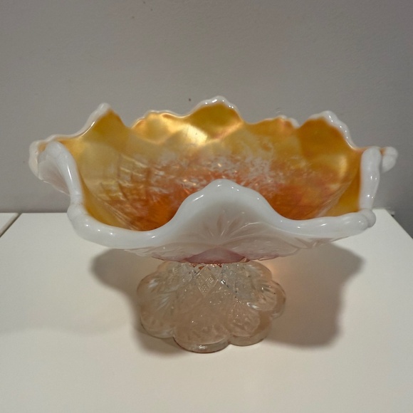 Westmoreland Glass File and Fan Peach Opalescent Pedestal Dish Carnival Glass - Picture 1 of 5